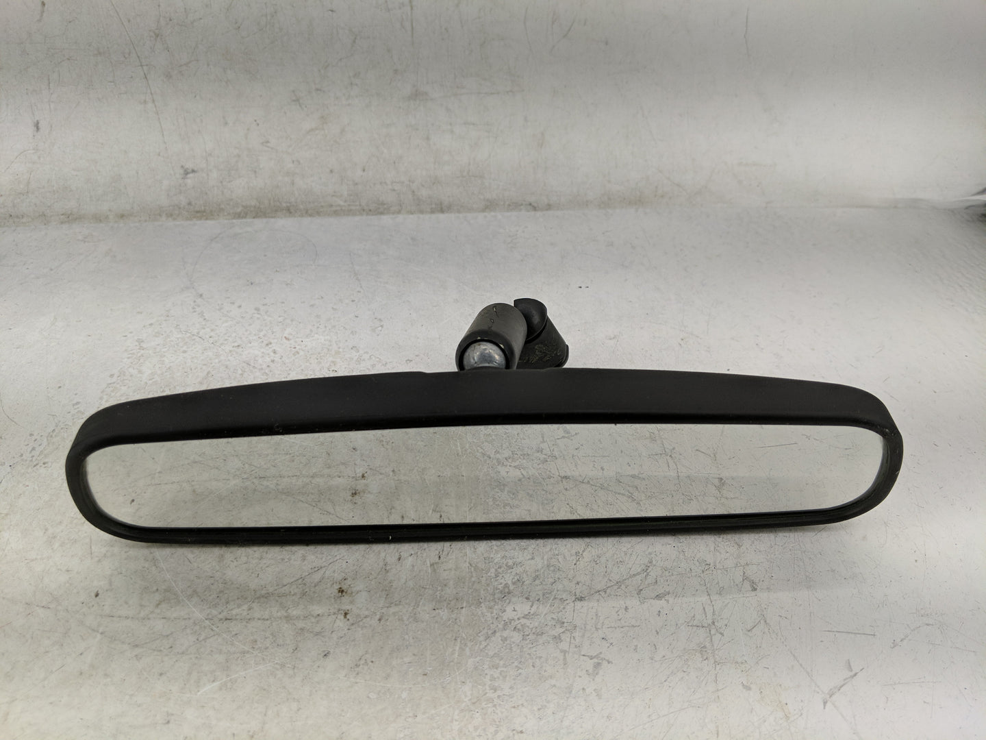2017-2019 Ford Escape Interior Rear View Mirror Replacement OEM P/N:A048070 Fits Fits 2015 2016 2017 2018 2019 OEM Used Auto
