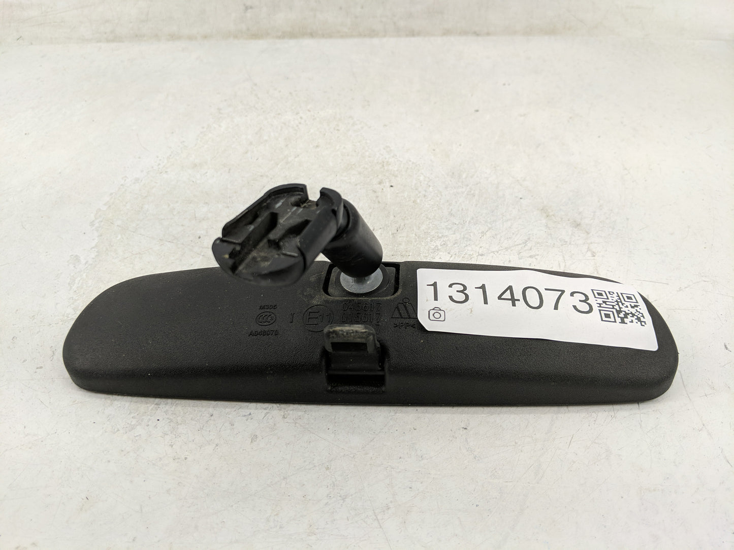 2017-2019 Ford Escape Interior Rear View Mirror Replacement OEM P/N:A048070 Fits Fits 2015 2016 2017 2018 2019 OEM Used Auto