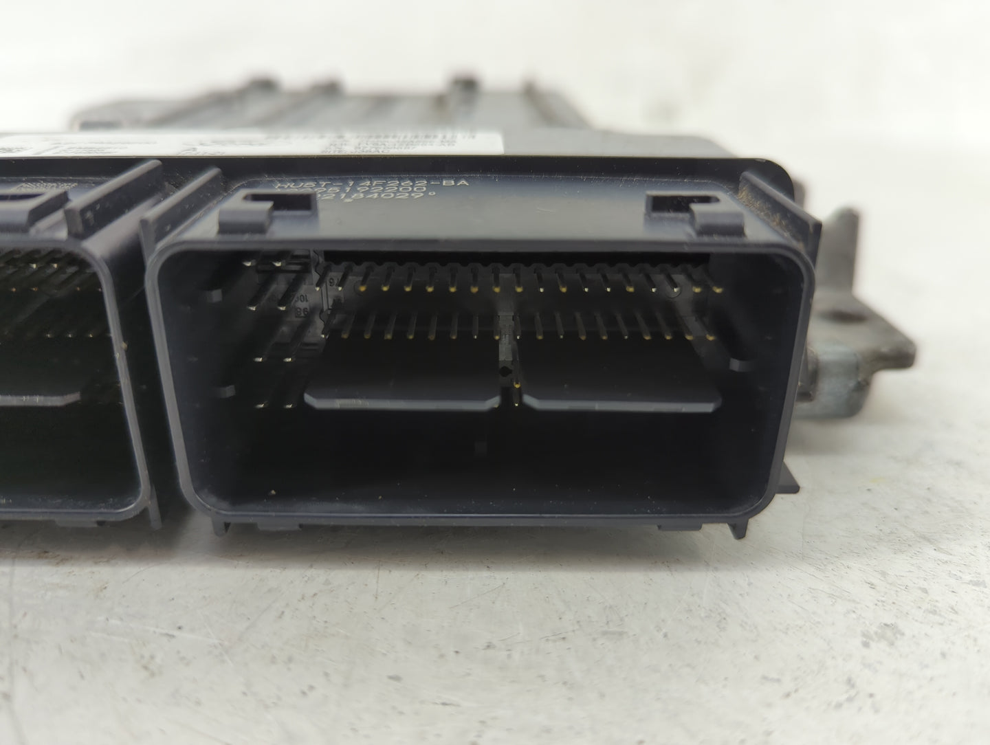 2017-2019 Ford Escape PCM Engine Control Computer ECU ECM PCU OEM P/N:HJ5A-12A650-MA Fits Fits 2017 2018 2019 OEM Used Auto 