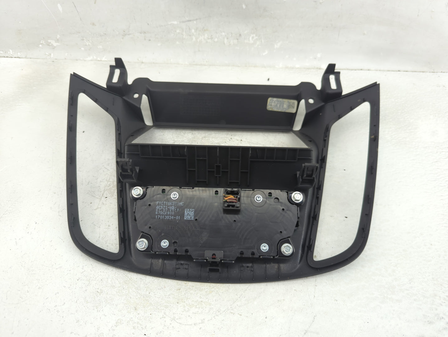 2017-2019 Ford Escape Radio AM FM Cd Player Receiver Replacement P/N:F1CT18K811HC Fits Fits 2017 2018 2019 OEM Used Auto Par