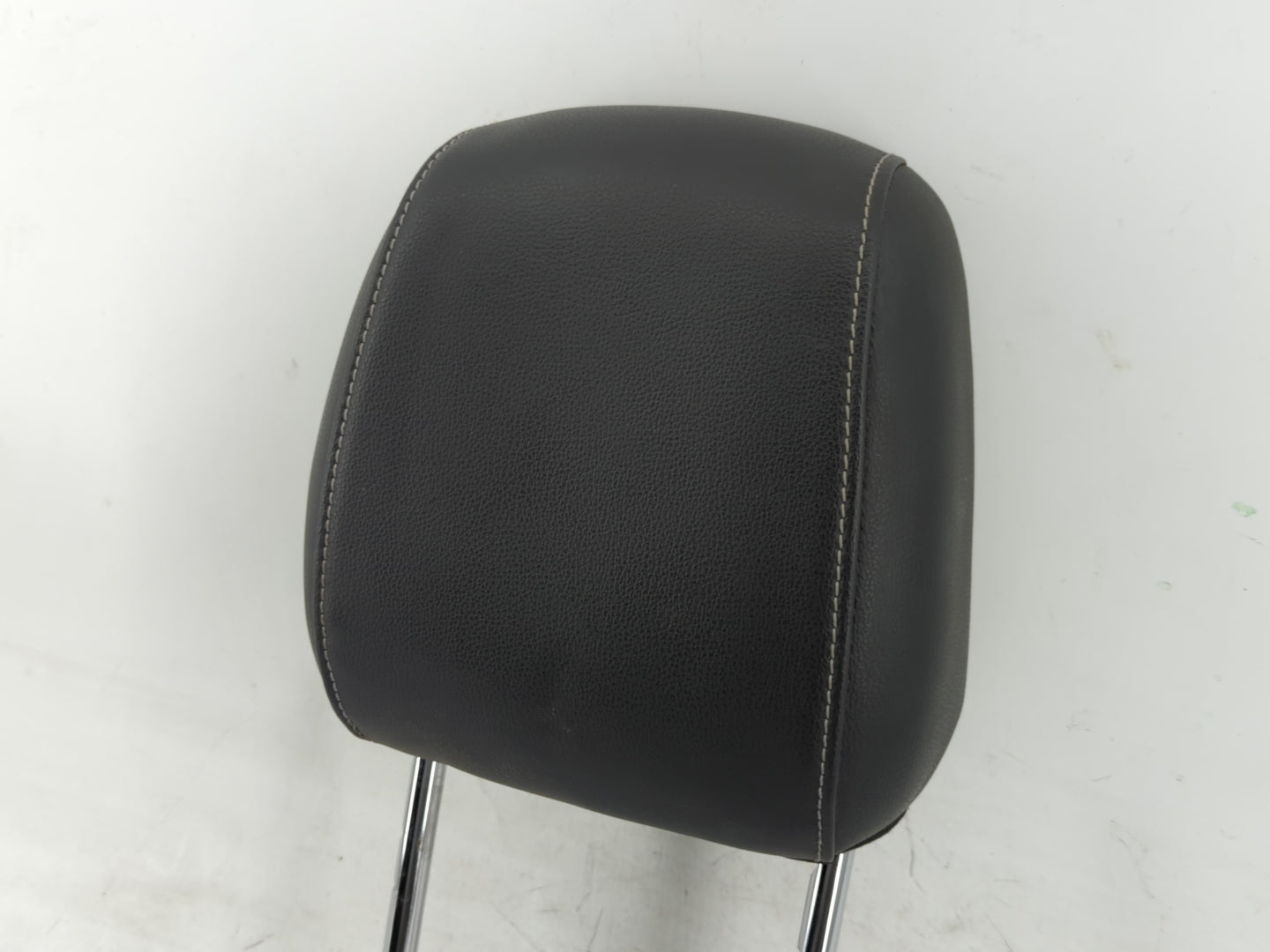 2016-2019 Ford Escape Headrest Head Rest Front Driver Passenger Seat - Oemusedautoparts1.com