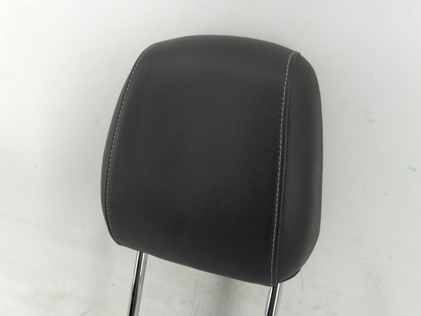 2016-2019 Ford Escape Headrest Head Rest Front Driver Passenger Seat - Oemusedautoparts1.com