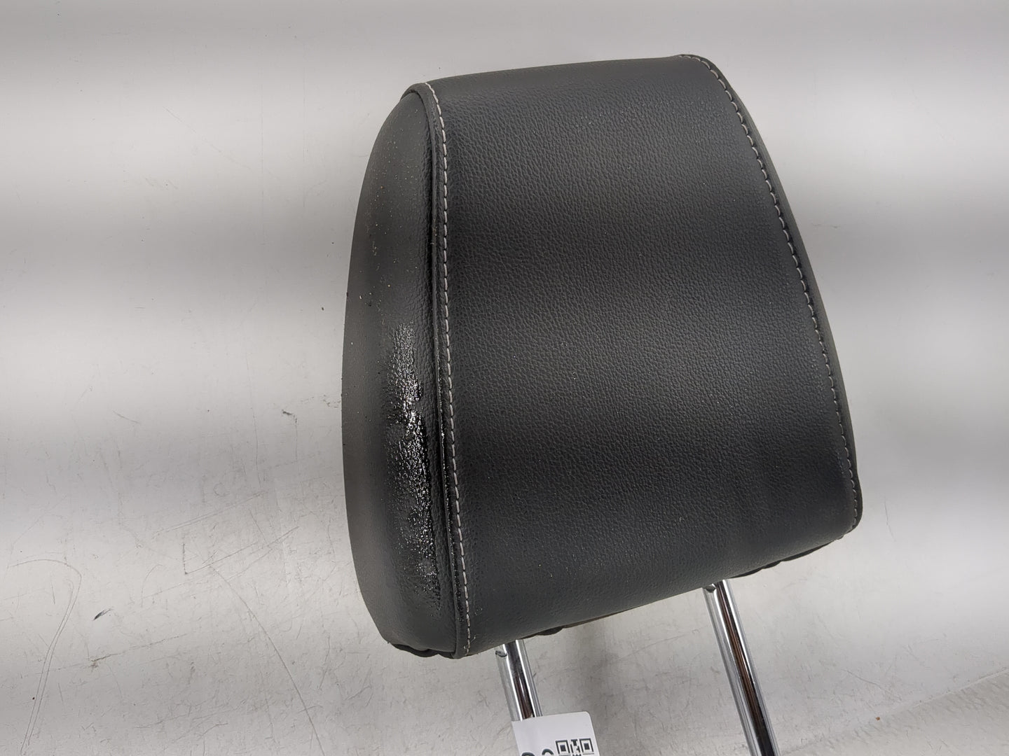 2016-2019 Ford Escape Headrest Head Rest Rear Seat Fits Fits 2016 2018 2019 OEM Used Auto Parts - Oemusedautoparts1.com