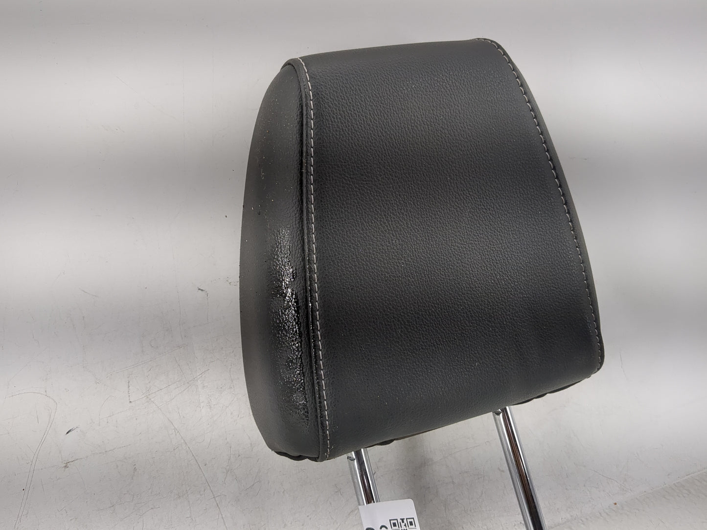 2016-2019 Ford Escape Headrest Head Rest Rear Seat Fits Fits 2016 2018 2019 OEM Used Auto Parts - Oemusedautoparts1.com