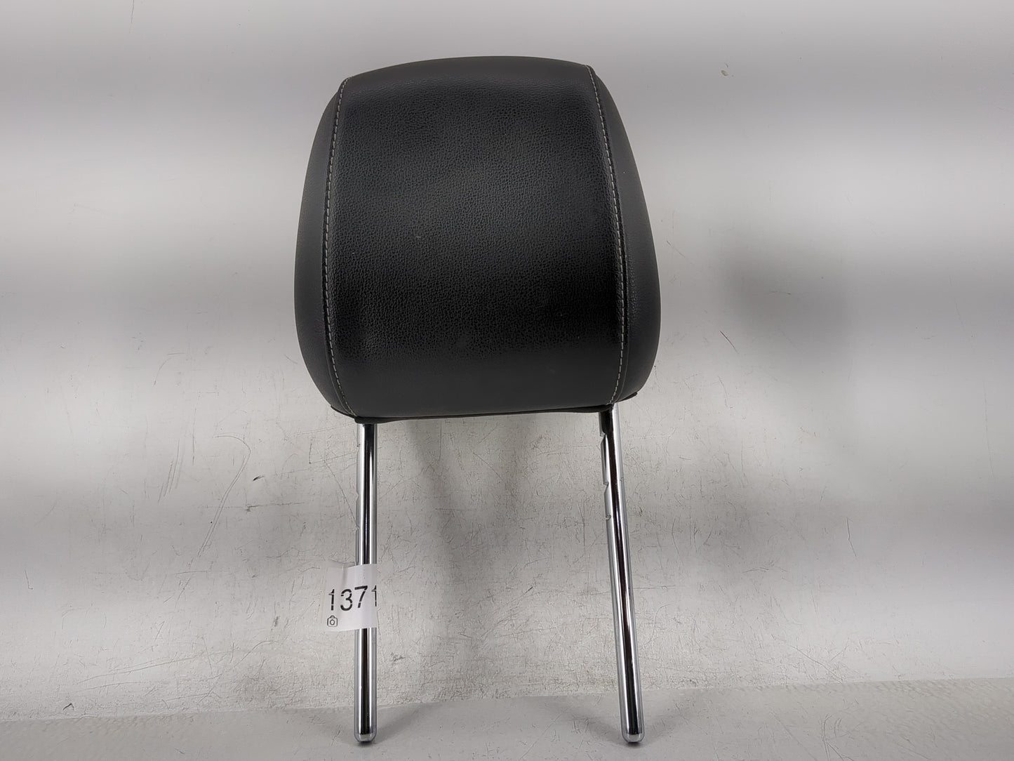 2015-2019 Ford Escape Headrest Head Rest Front Driver Passenger Seat - Oemusedautoparts1.com