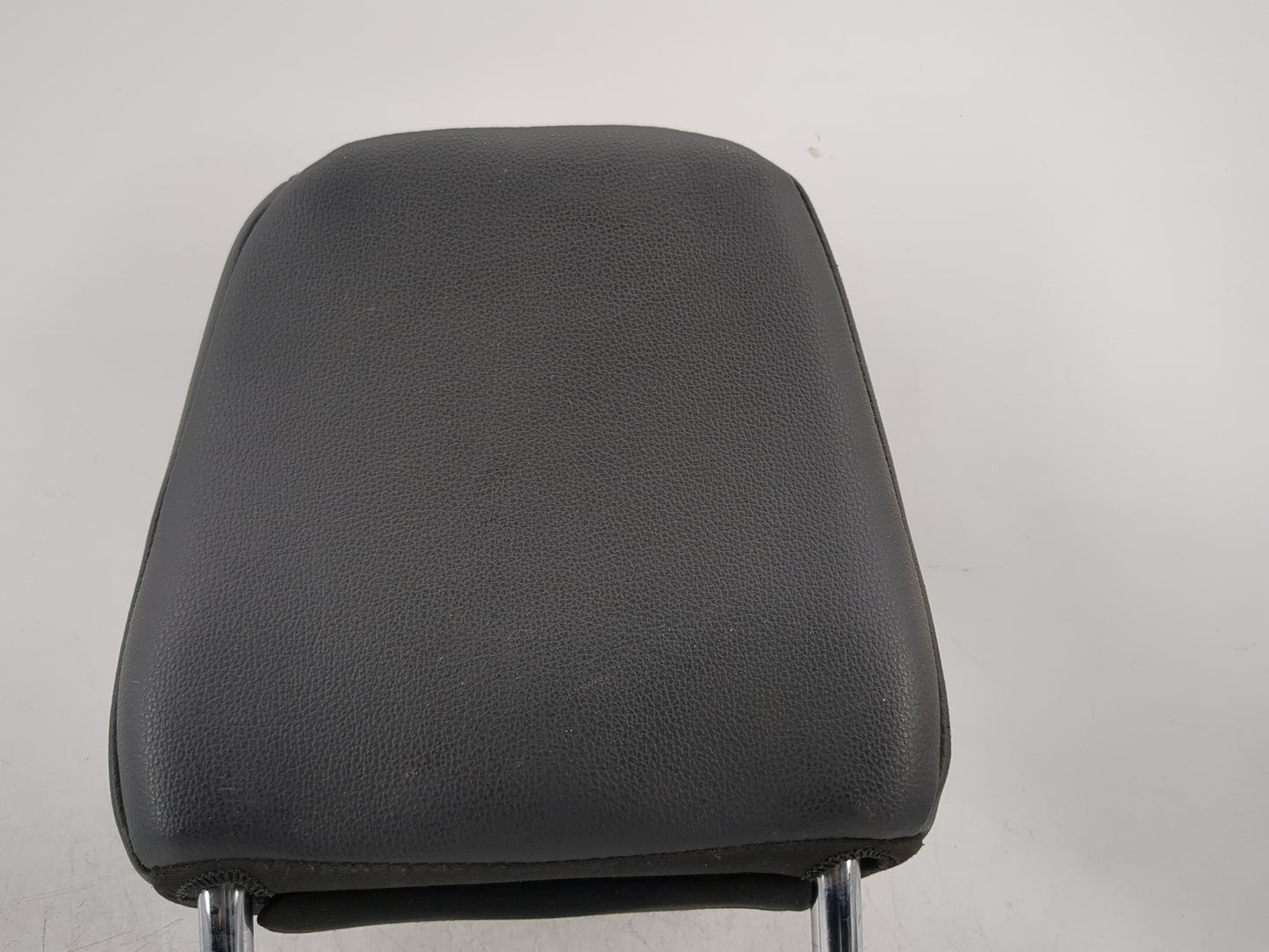 2015-2019 Ford Escape Headrest Head Rest Front Driver Passenger Seat - Oemusedautoparts1.com