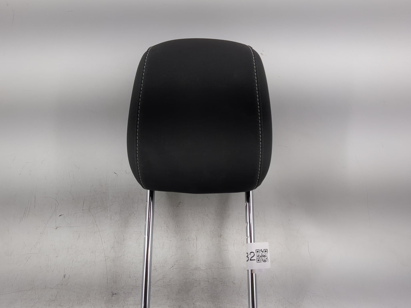 2016-2019 Ford Escape Headrest Head Rest Front Driver Passenger Seat - Oemusedautoparts1.com