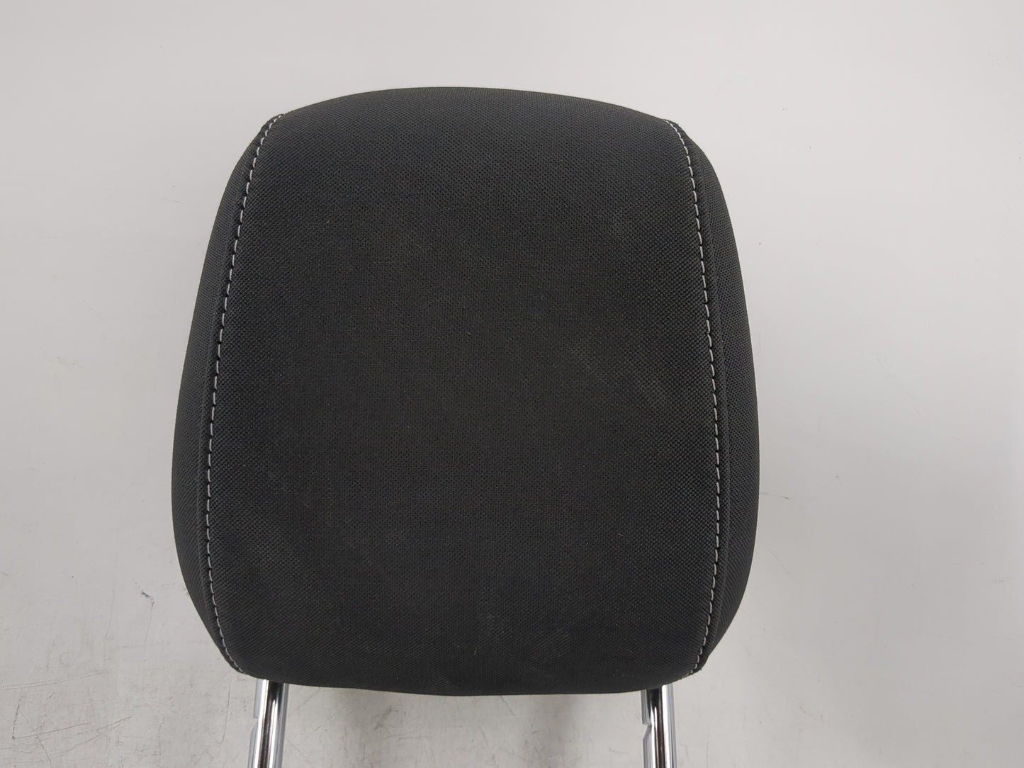 2016-2019 Ford Escape Headrest Head Rest Front Driver Passenger Seat - Oemusedautoparts1.com