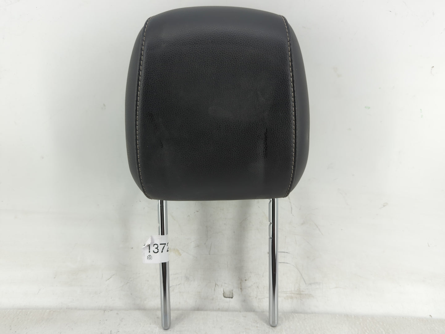 2015-2019 Ford Escape Headrest Head Rest Front Driver Passenger Seat - Oemusedautoparts1.com