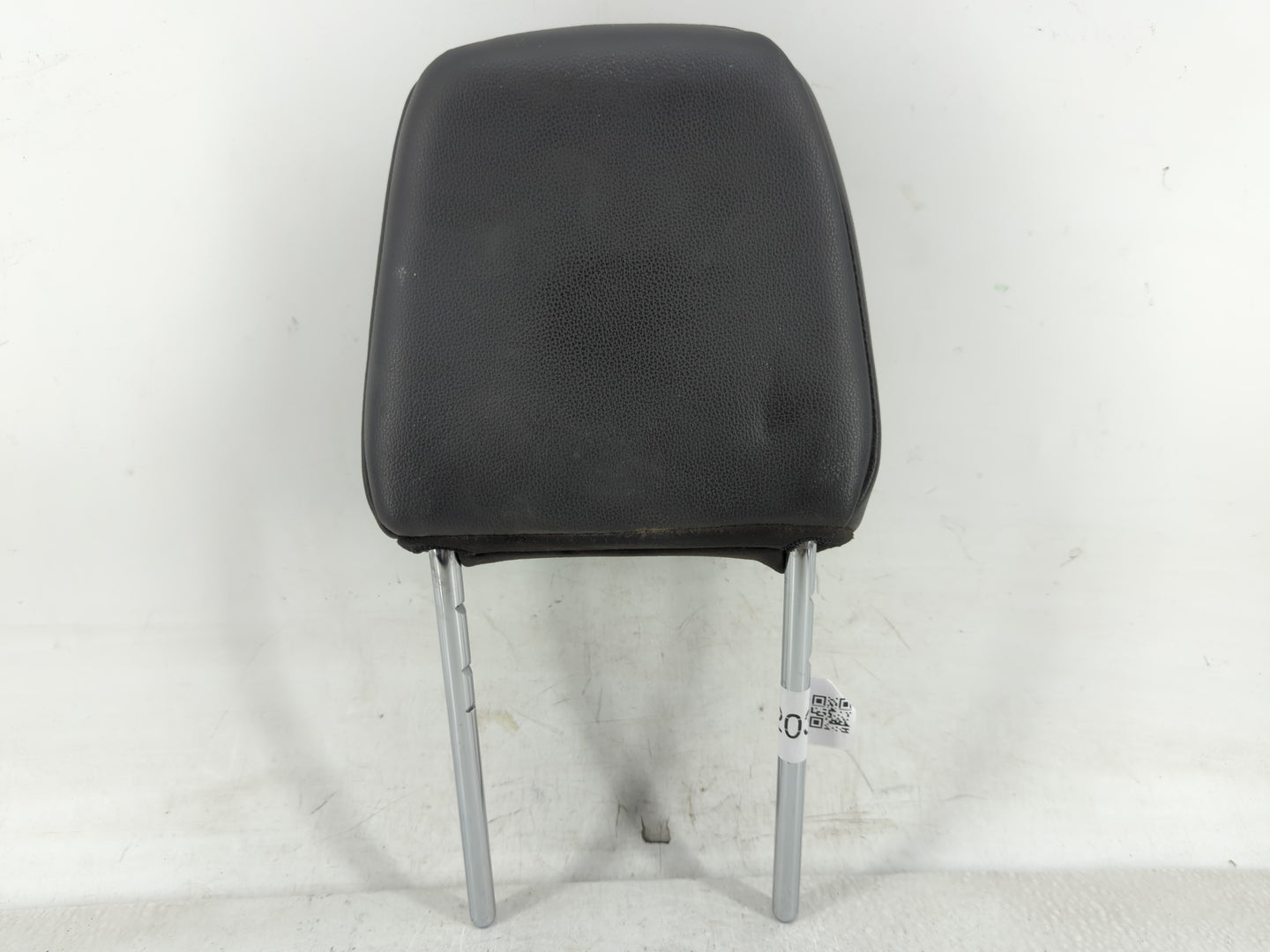 2015-2019 Ford Escape Headrest Head Rest Front Driver Passenger Seat - Oemusedautoparts1.com