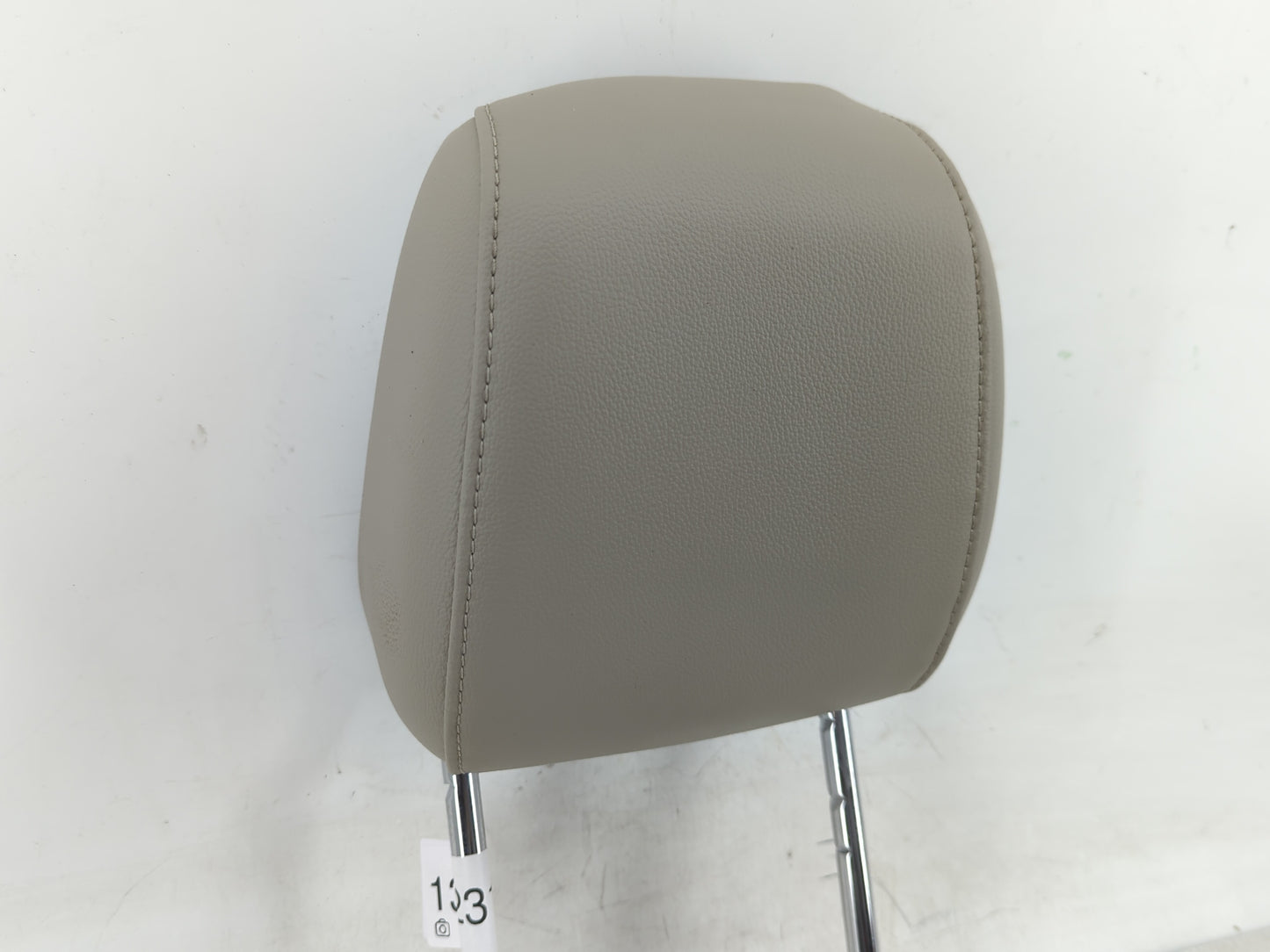 2015-2019 Ford Escape Headrest Head Rest Front Driver Passenger Seat - Oemusedautoparts1.com
