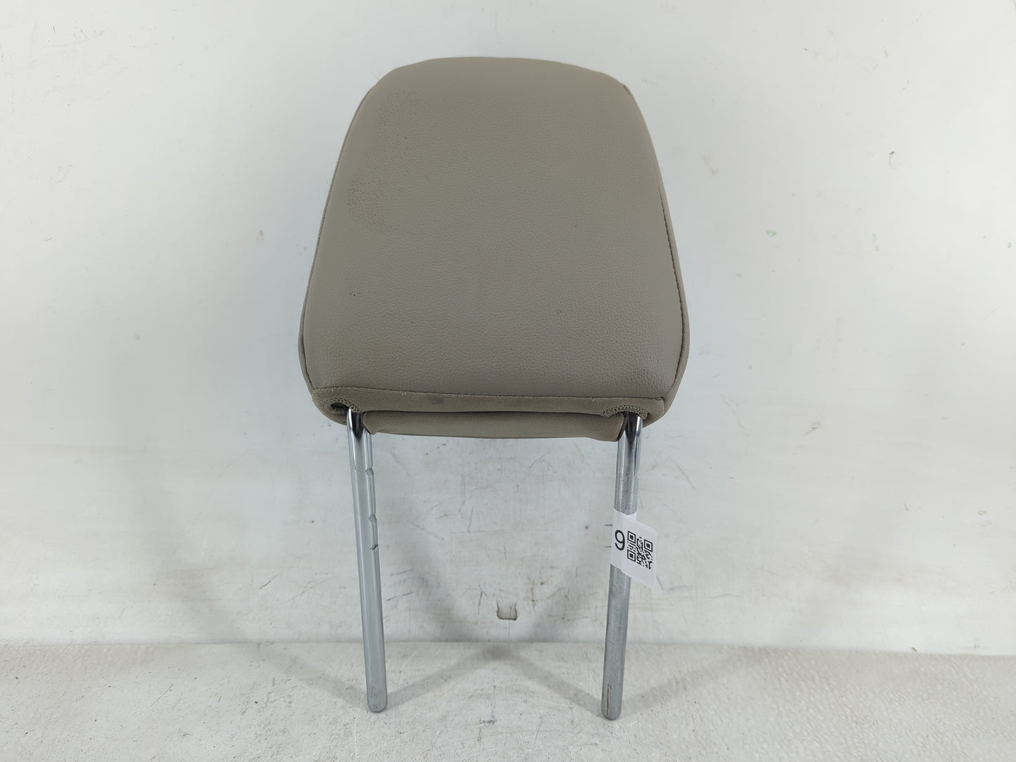 2015-2019 Ford Escape Headrest Head Rest Front Driver Passenger Seat - Oemusedautoparts1.com