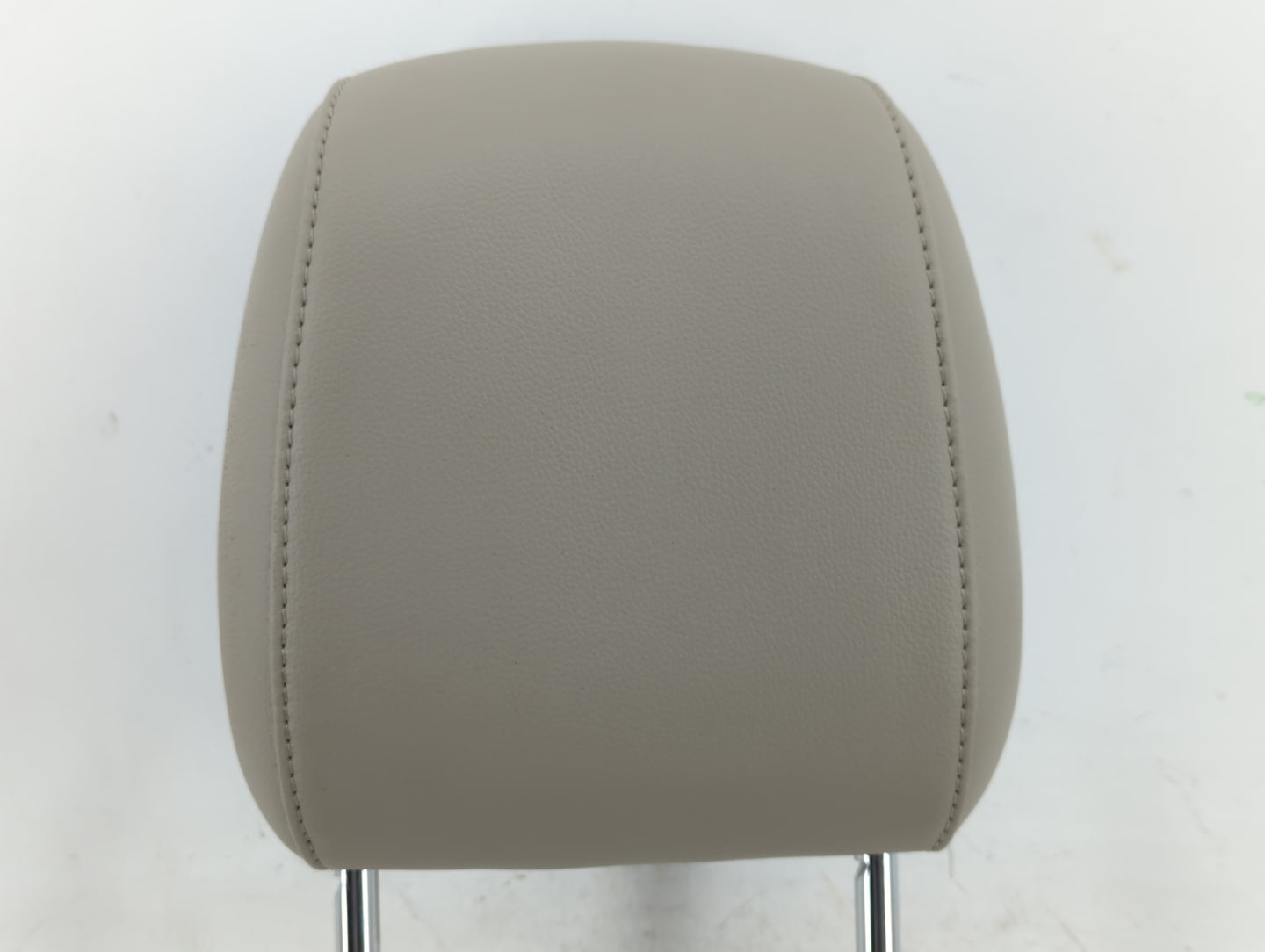 2017-2019 Ford Escape Headrest Head Rest Front Driver Passenger Seat Fits Fits 2017 2018 2019 OEM Used Auto Parts - Oemuseda