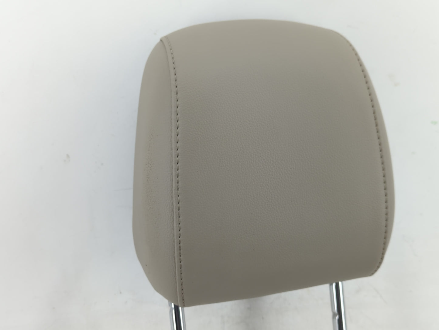 2017-2019 Ford Escape Headrest Head Rest Front Driver Passenger Seat Fits Fits 2017 2018 2019 OEM Used Auto Parts - Oemuseda