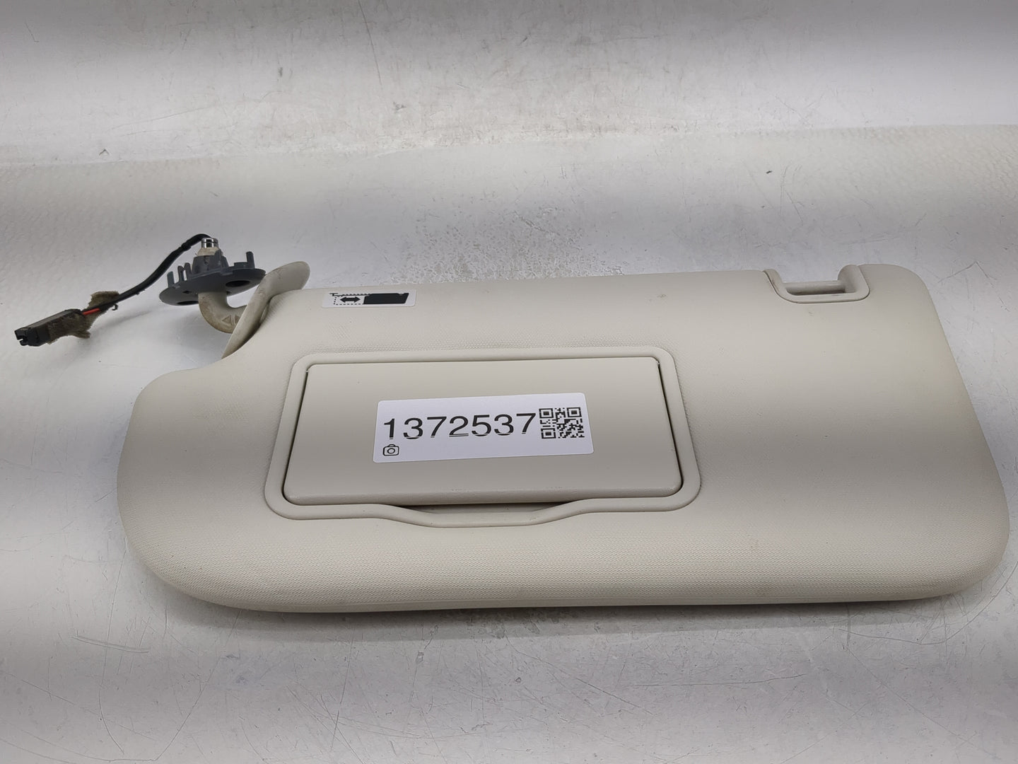 2013-2019 Ford Escape Sun Visor Shade Replacement Driver Left Mirror Fits Fits 2013 2014 2015 2016 2017 2018 2019 OEM Used A