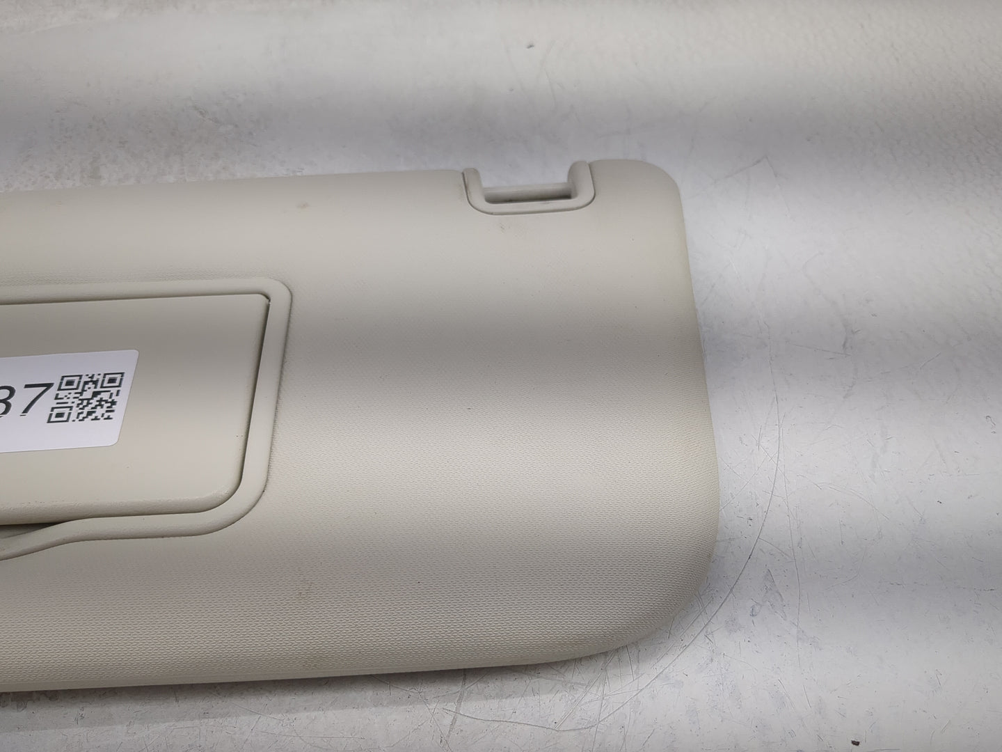 2013-2019 Ford Escape Sun Visor Shade Replacement Driver Left Mirror Fits Fits 2013 2014 2015 2016 2017 2018 2019 OEM Used A