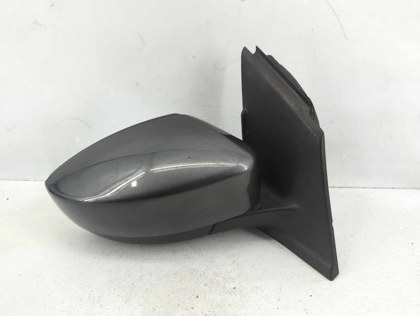 2017-2019 Ford Escape Passenger Side View Mirror - Right Door Mirror OEM Used - Oemusedautoparts1.com