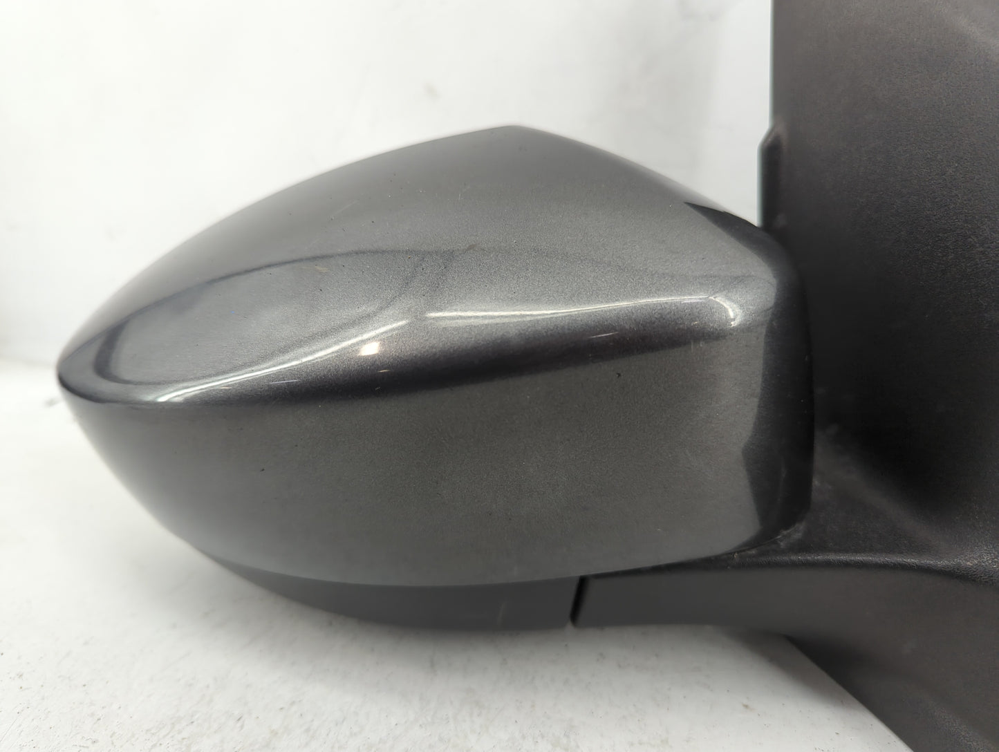 2017-2019 Ford Escape Passenger Side View Mirror - Right Door Mirror OEM Used - Oemusedautoparts1.com