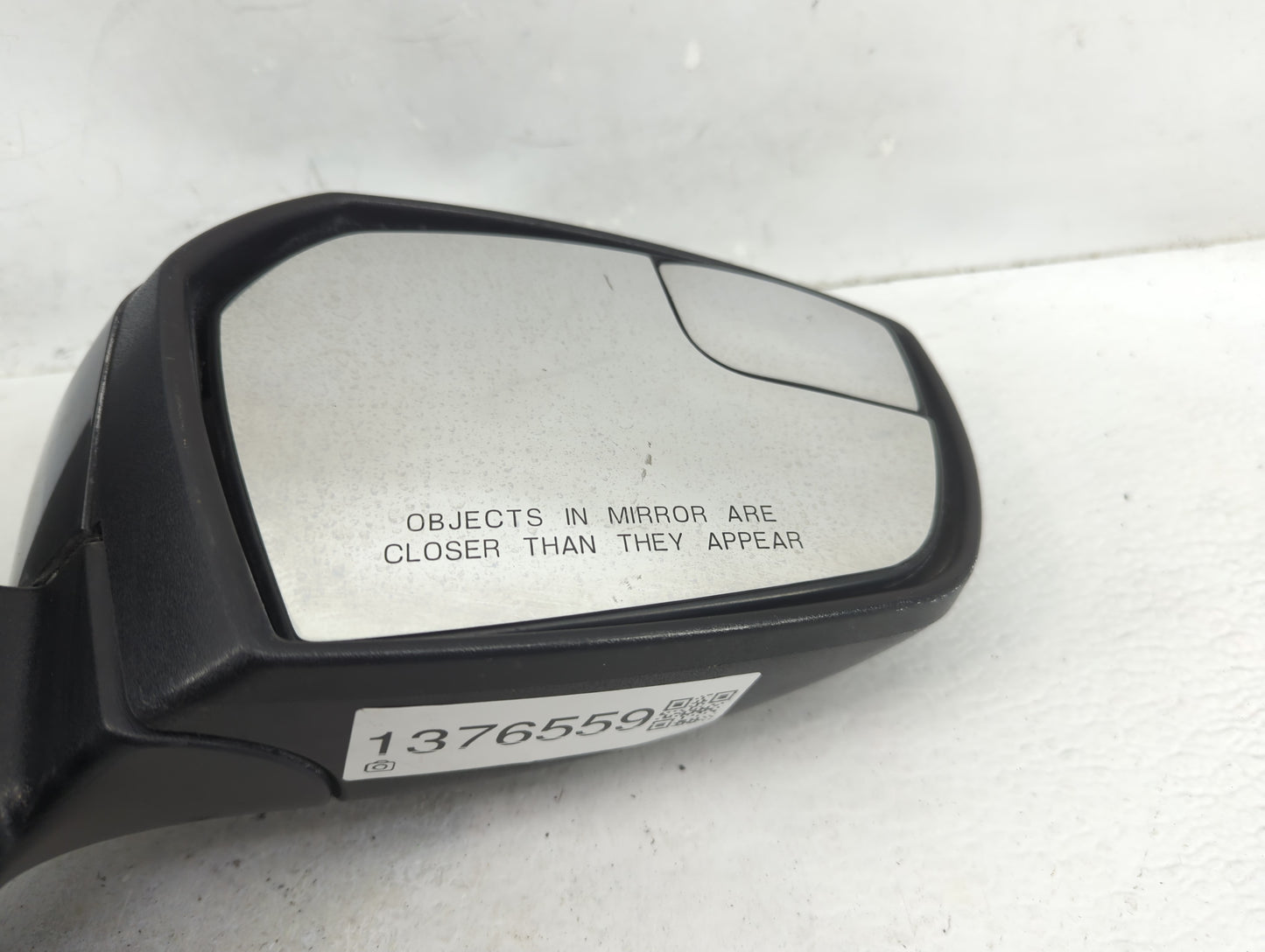 2017-2019 Ford Escape Passenger Side View Mirror - Right Door Mirror OEM Used - Oemusedautoparts1.com