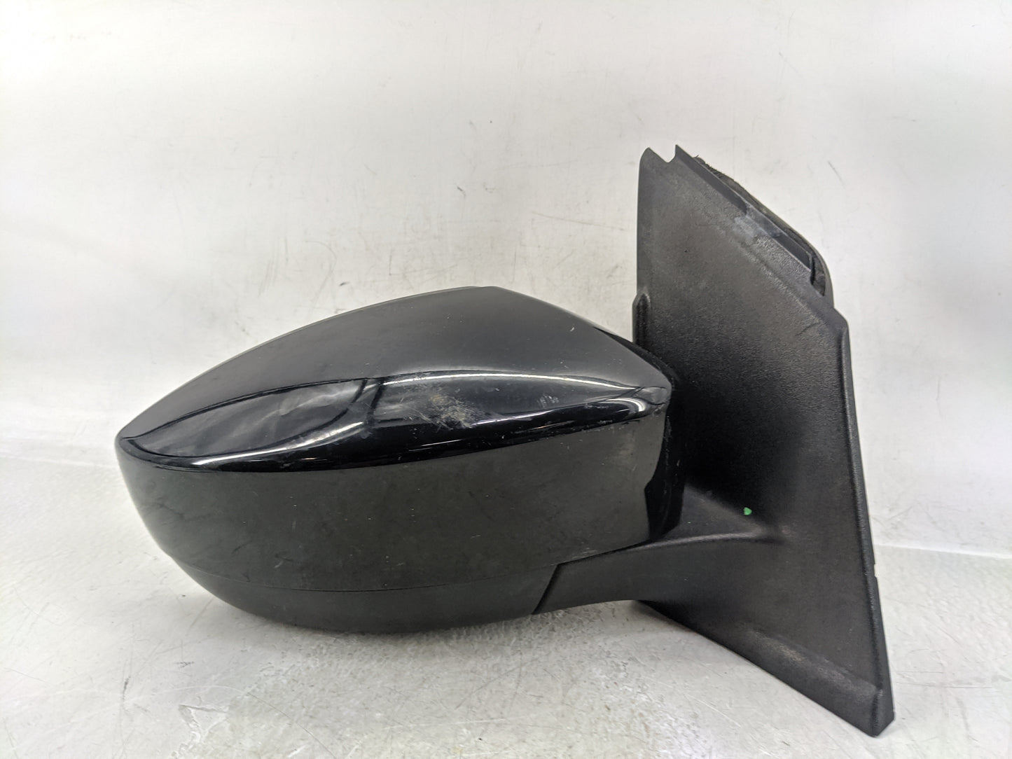 2017-2019 Ford Escape Passenger Side View Mirror - Right Door Mirror OEM Used - Oemusedautoparts1.com