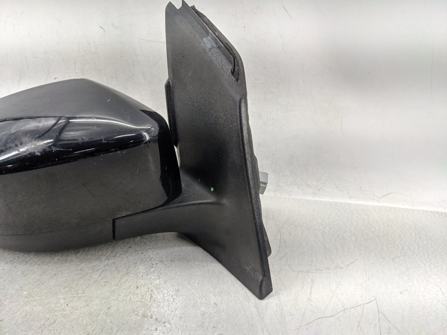 2017-2019 Ford Escape Passenger Side View Mirror - Right Door Mirror OEM Used - Oemusedautoparts1.com