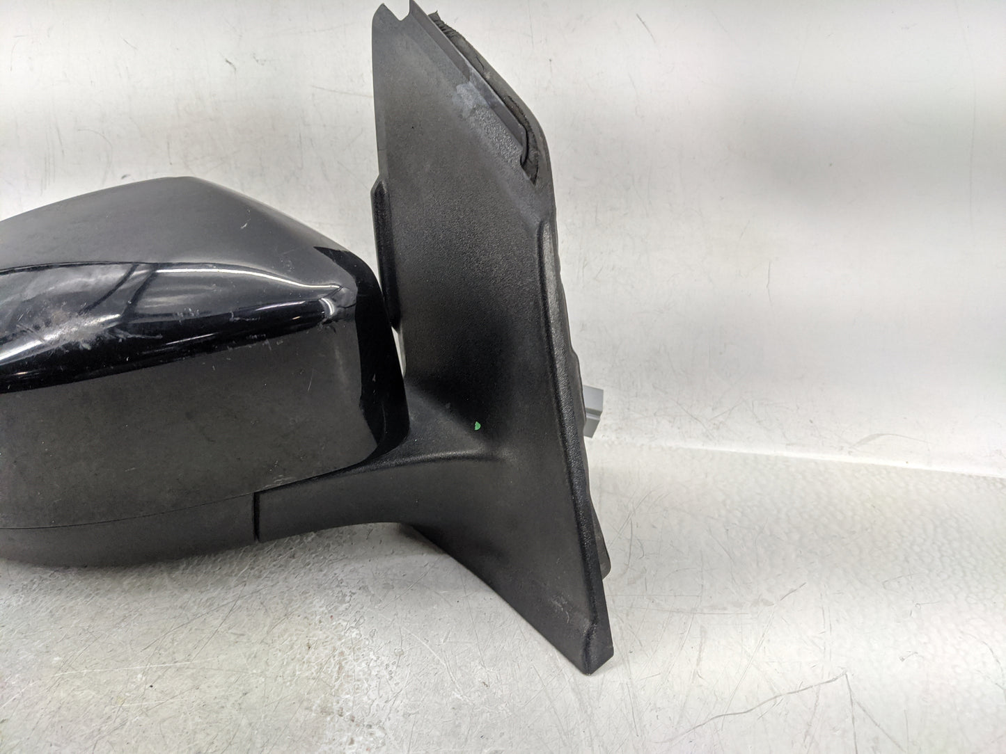 2017-2019 Ford Escape Passenger Side View Mirror - Right Door Mirror OEM Used - Oemusedautoparts1.com