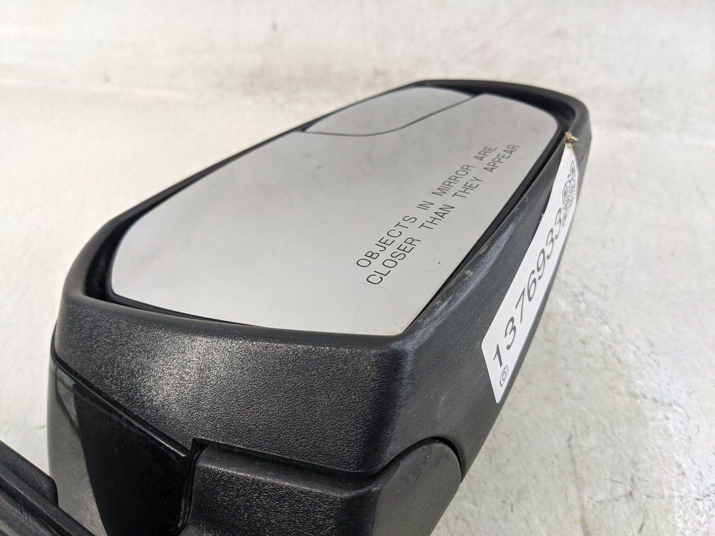 2017-2019 Ford Escape Passenger Side View Mirror - Right Door Mirror OEM Used - Oemusedautoparts1.com