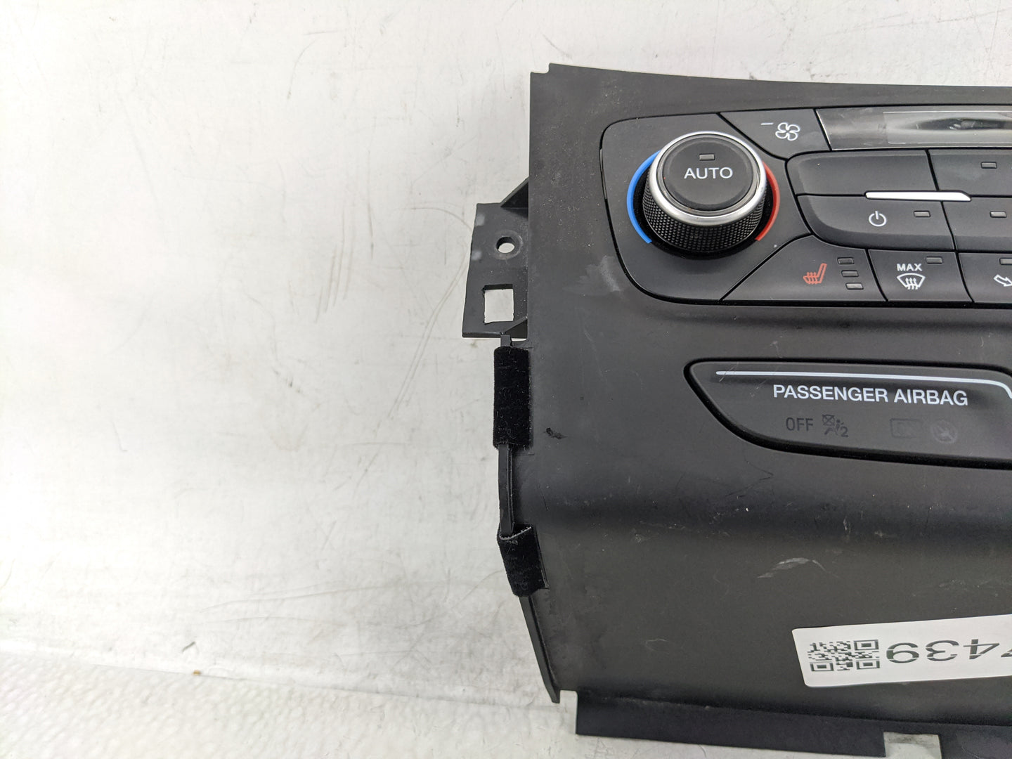 2018-2019 Ford Escape Climate Control Module Temperature AC/Heater Replacement P/N:GJ5T-18C612-CH Fits Fits 2018 2019 OEM Us