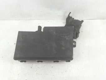 compare product 2018 Ford Escape Fusebox Fuse Box Panel Relay Module P/N:GJ7T-14A076-BA 19648 000 001, 21090 000 001 Fits OEM Used Auto Parts