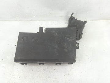 2018 Ford Escape Fusebox Fuse Box Panel Relay Module P/N:GJ7T-14A076-BA 19648 000 001, 21090 000 001 Fits OEM Used Auto Part