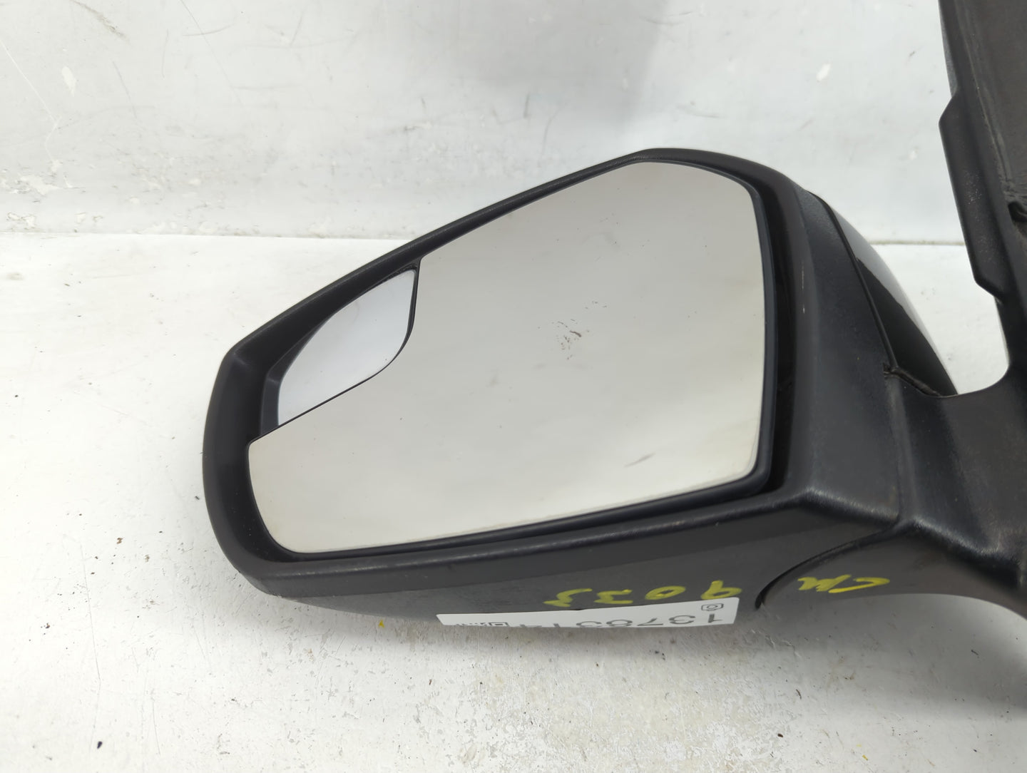 2017-2019 Ford Escape Driver Side View Mirror - Left Door Mirror OEM Used - Oemusedautoparts1.com