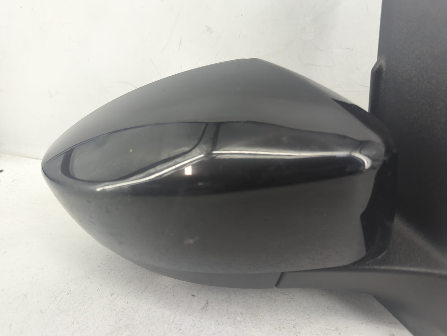 2017-2019 Ford Escape Passenger Side View Mirror - Right Door Mirror OEM Used - Oemusedautoparts1.com