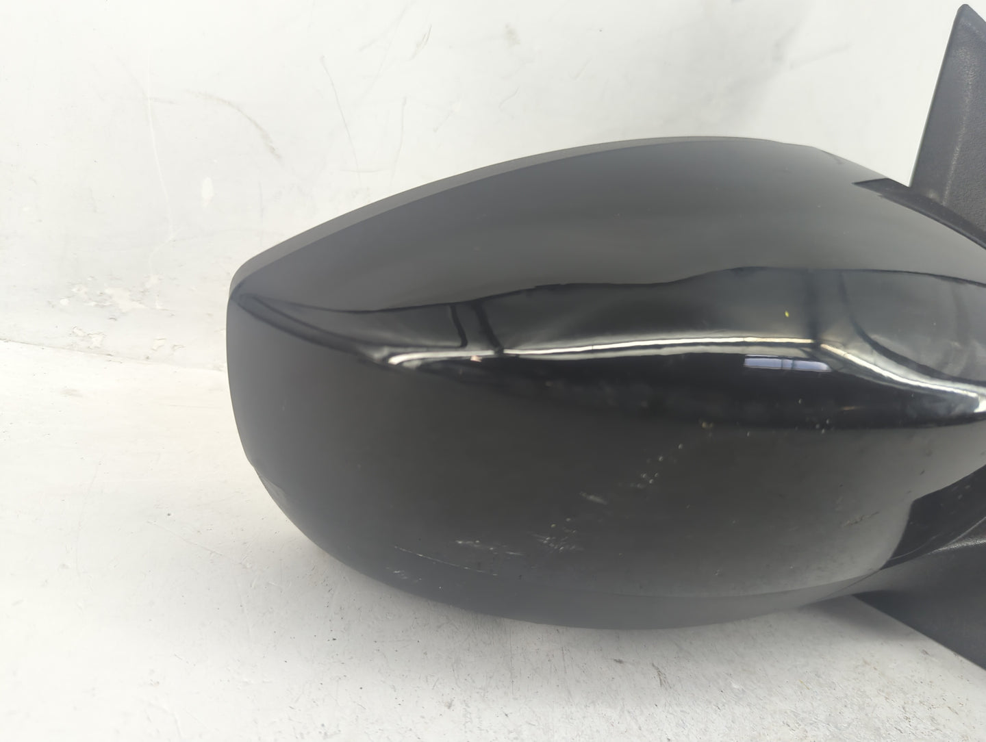 2017-2019 Ford Escape Passenger Side View Mirror - Right Door Mirror OEM Used - Oemusedautoparts1.com