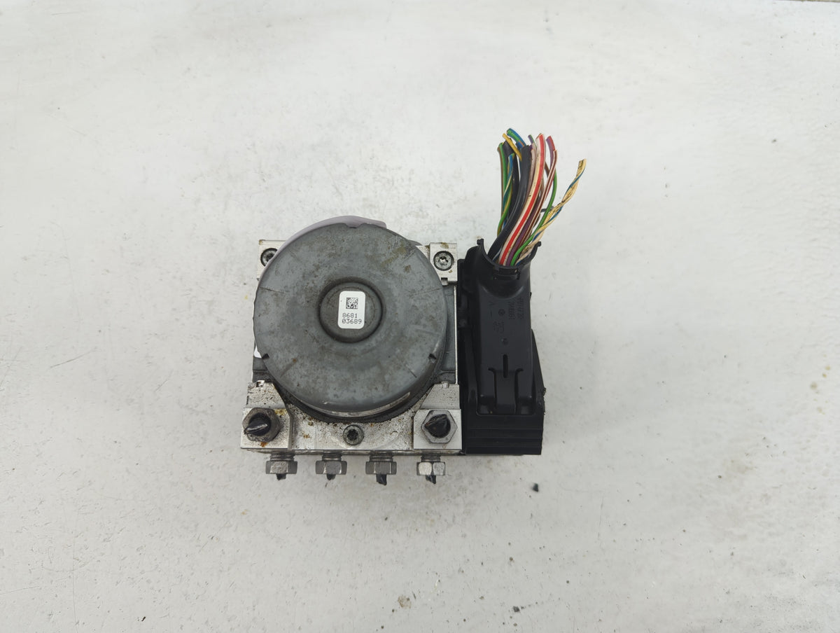 2017-2019 Ford Escape Anti-Lock Brake ABS Pump Module Actuator OEM P/N:GV61-2C405-CJ Fits Fits 2017 2018 2019 OEM Used Auto 