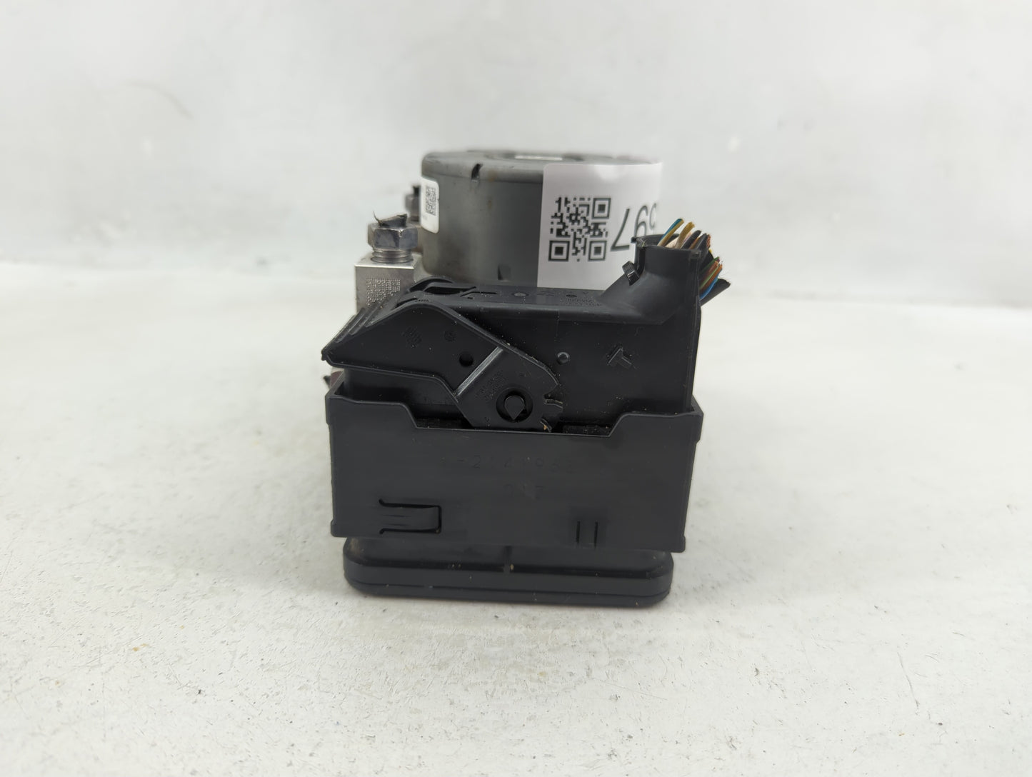 2017-2019 Ford Escape ABS Pump Control Module Replacement P/N:GV61-2C405-CJ Fits Fits 2017 2018 2019 OEM Used Auto Parts - O