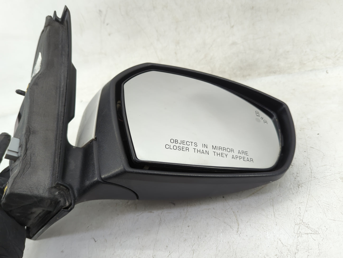 2017-2019 Ford Escape Passenger Side View Mirror - Right Door Mirror OEM Used - Oemusedautoparts1.com