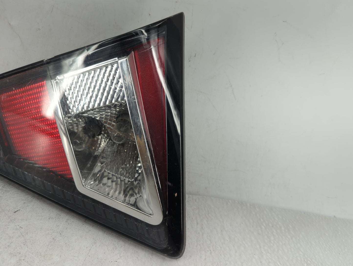 2017-2018 Ford Escape Tail Light Assembly Driver Left OEM P/N:GJ54-13A603-AG Fits Fits 2017 2018 OEM Used Auto Parts - Oemus