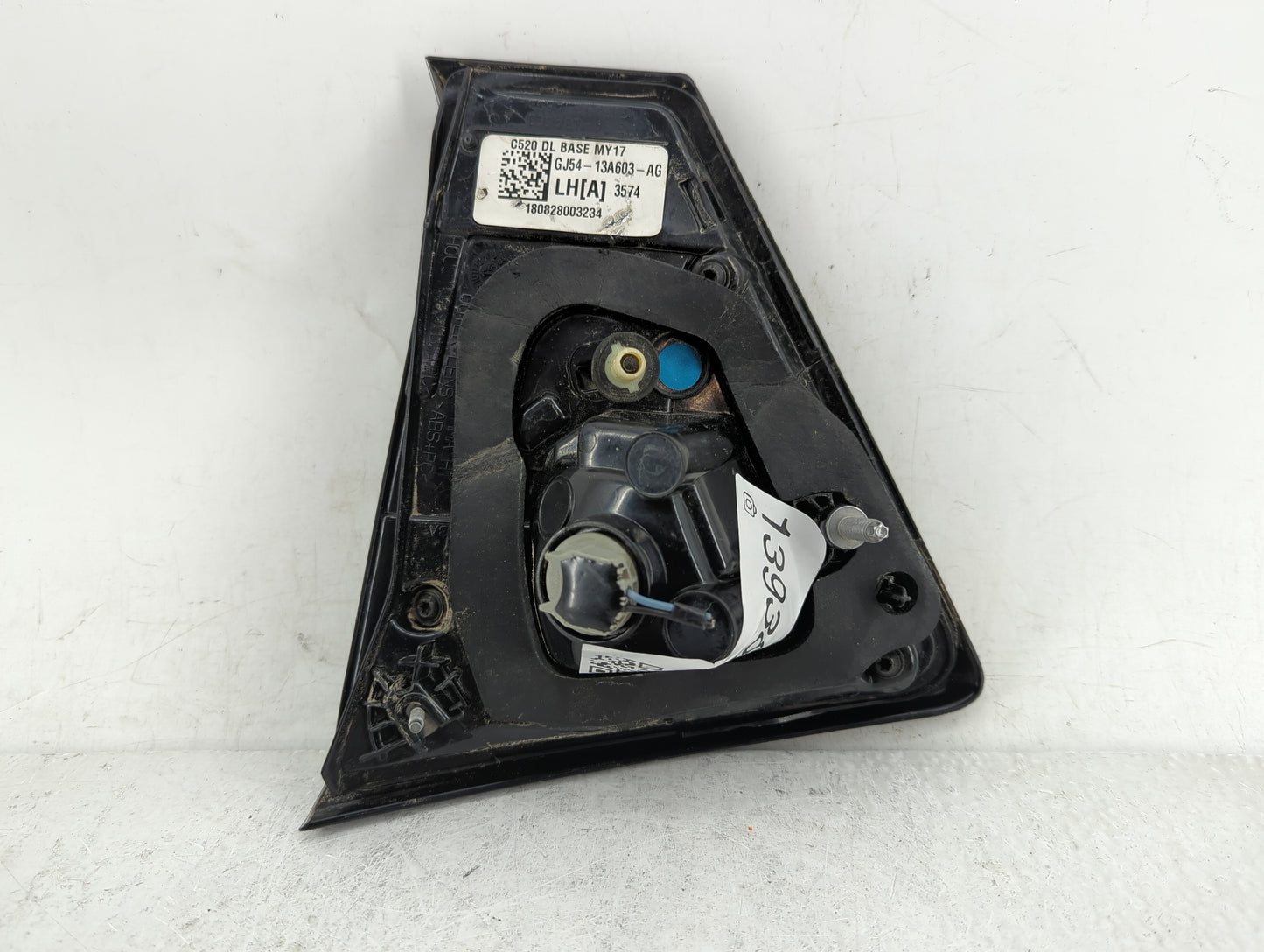 2017-2018 Ford Escape Tail Light Assembly Driver Left OEM P/N:GJ54-13A603-AG Fits Fits 2017 2018 OEM Used Auto Parts - Oemus