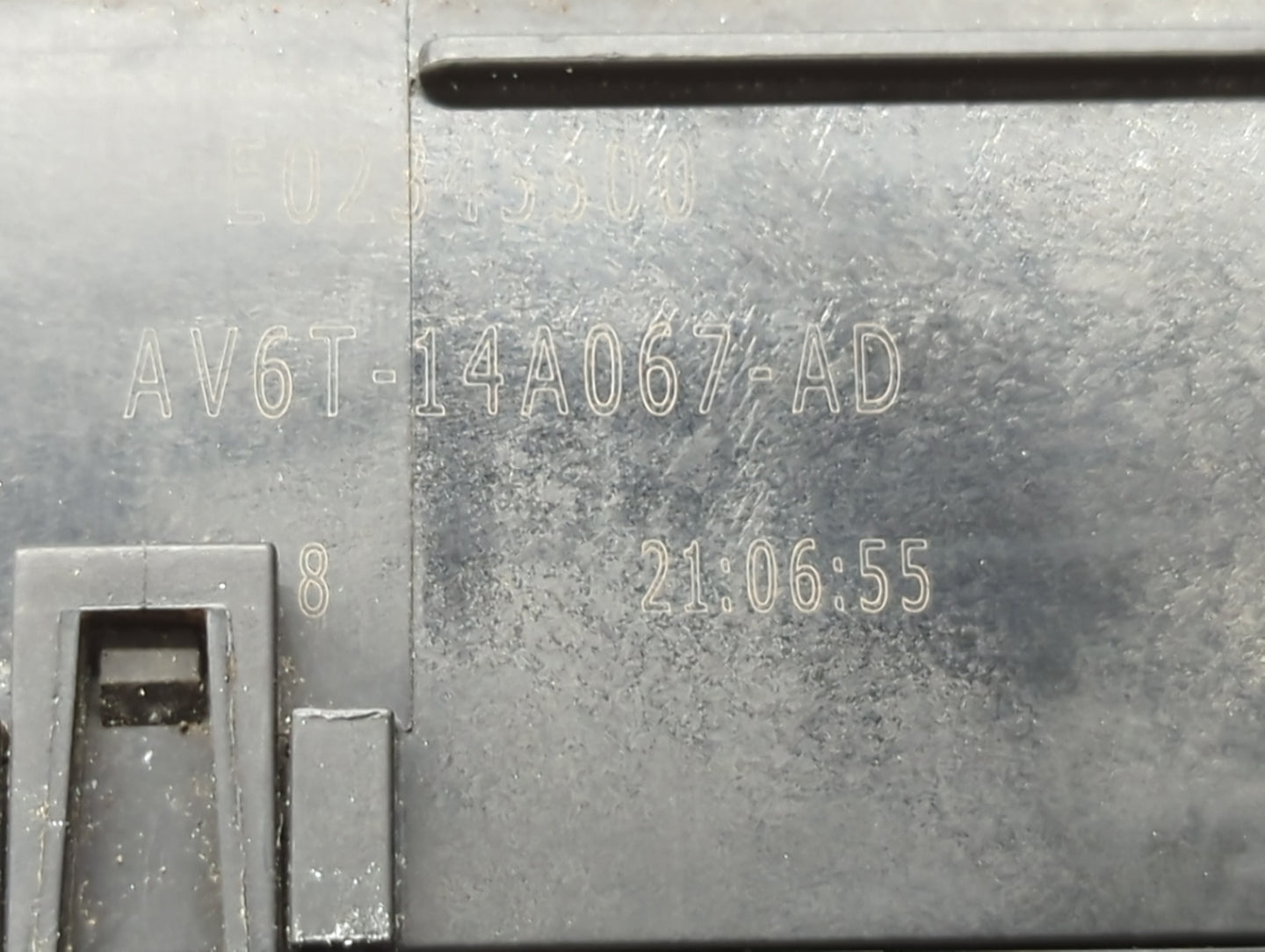 2018 Ford Escape Fusebox Fuse Box Panel Relay Module P/N:AV6T-14A067-AD Fits OEM Used Auto Parts - Oemusedautoparts1.com