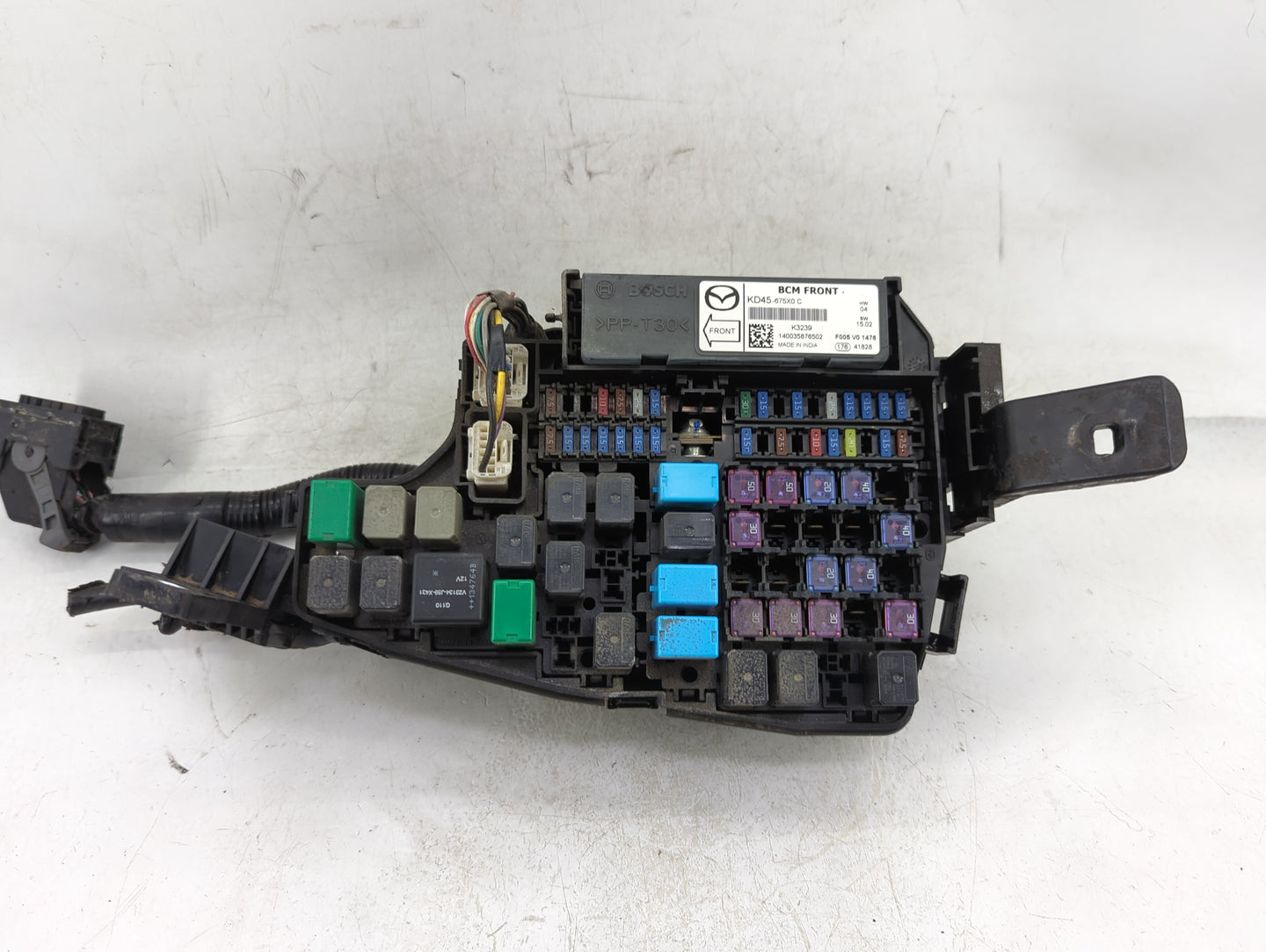 2018 Ford Escape Fusebox Fuse Box Panel Relay Module P/N:KD45-675X0 Fits OEM Used Auto Parts - Oemusedautoparts1.com