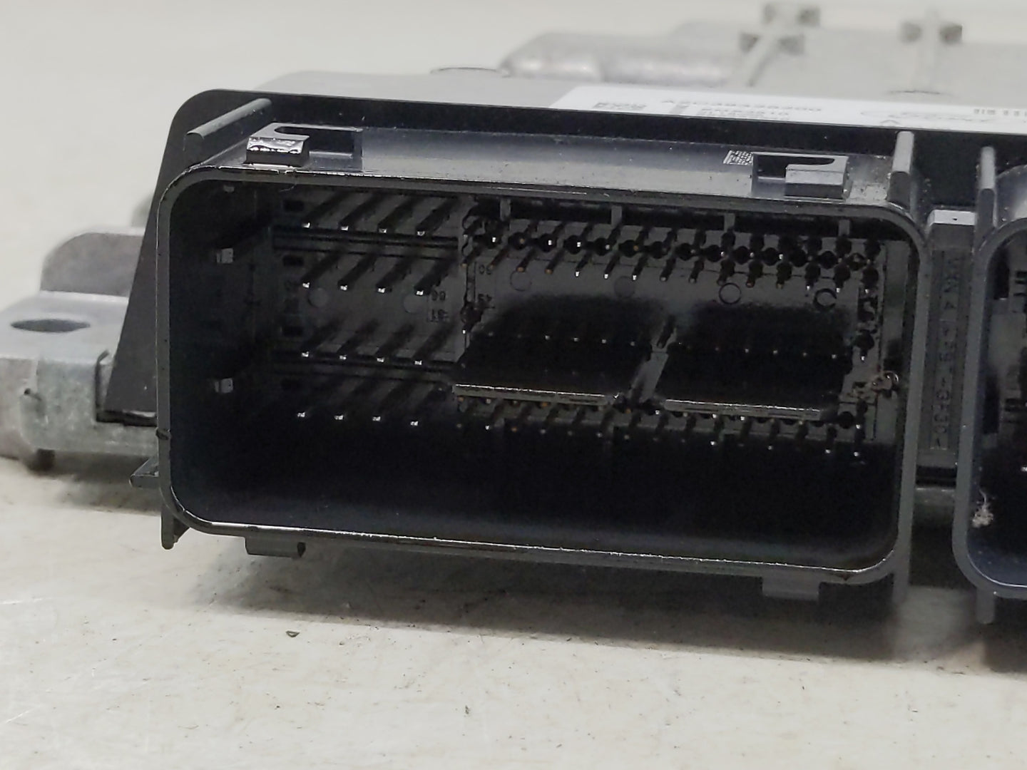 2017-2019 Ford Escape PCM Engine Control Computer ECU ECM PCU OEM P/N:HU5T-14F262-BA HJ5A-12A650-MA Fits Fits 2017 2018 2019
