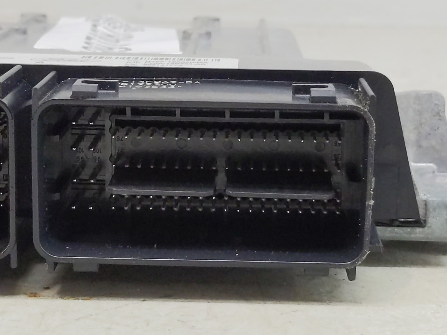 2017-2019 Ford Escape PCM Engine Control Computer ECU ECM PCU OEM P/N:HJ5A-12A650-MA Fits Fits 2017 2018 2019 OEM Used Auto 