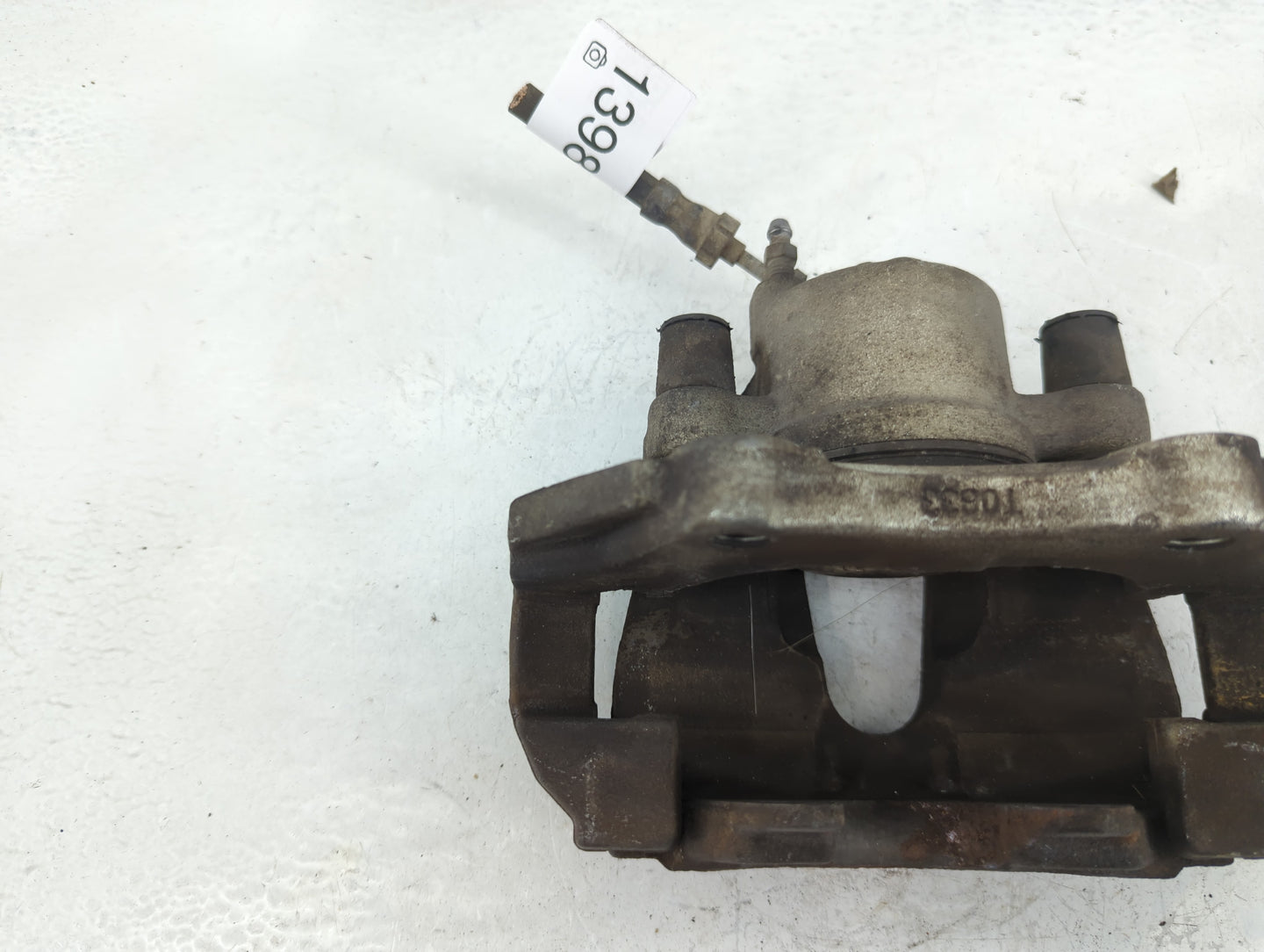 2013-2019 Ford Escape Front Driver Left Brake Caliper - Oemusedautoparts1.com