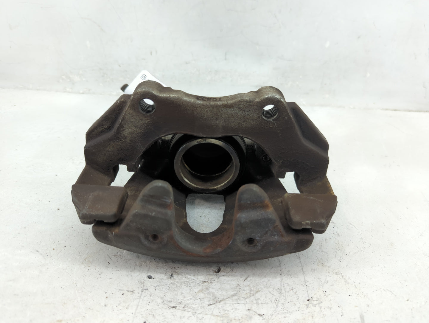 2013-2019 Ford Escape Front Driver Left Brake Caliper - Oemusedautoparts1.com