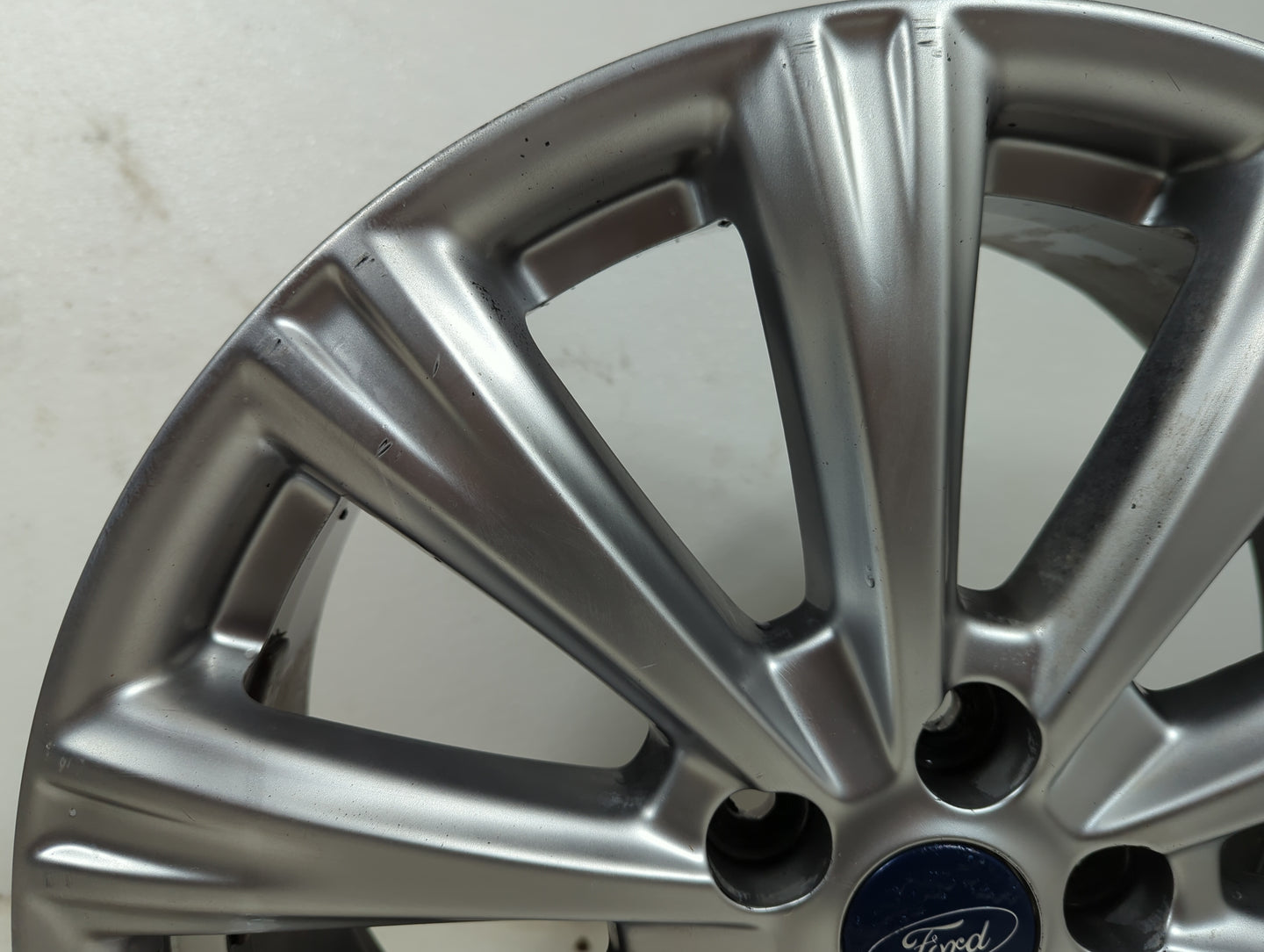 2018 Ford Escape Oem Wheel Rim 1401738 - Oemusedautoparts1.com