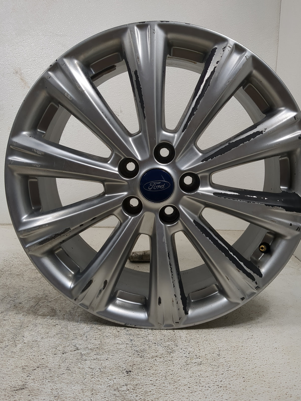 2017-2019 Ford Escape Oem Wheel Rim - Oemusedautoparts1.com