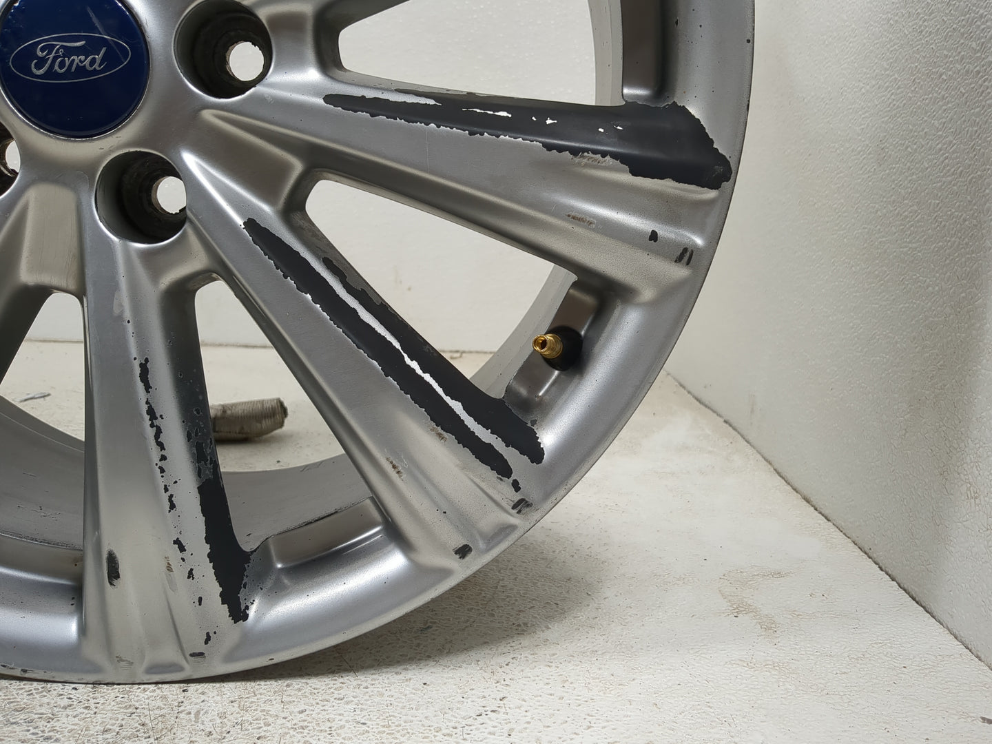 2017-2019 Ford Escape Oem Wheel Rim - Oemusedautoparts1.com