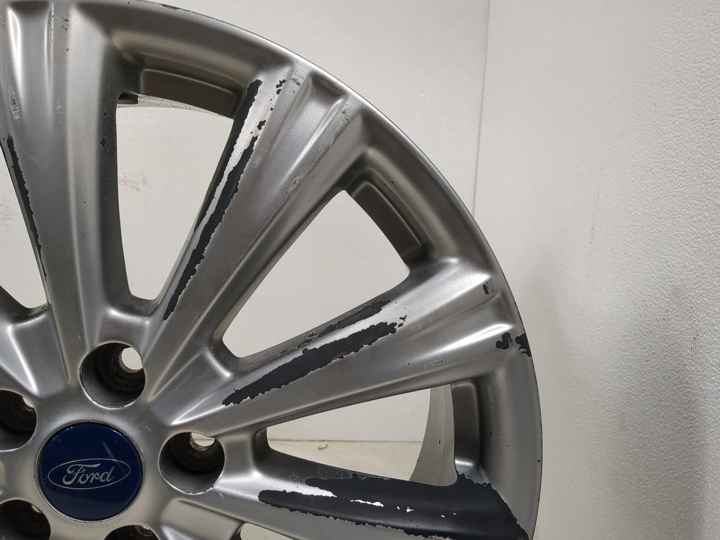 2017-2019 Ford Escape Oem Wheel Rim - Oemusedautoparts1.com
