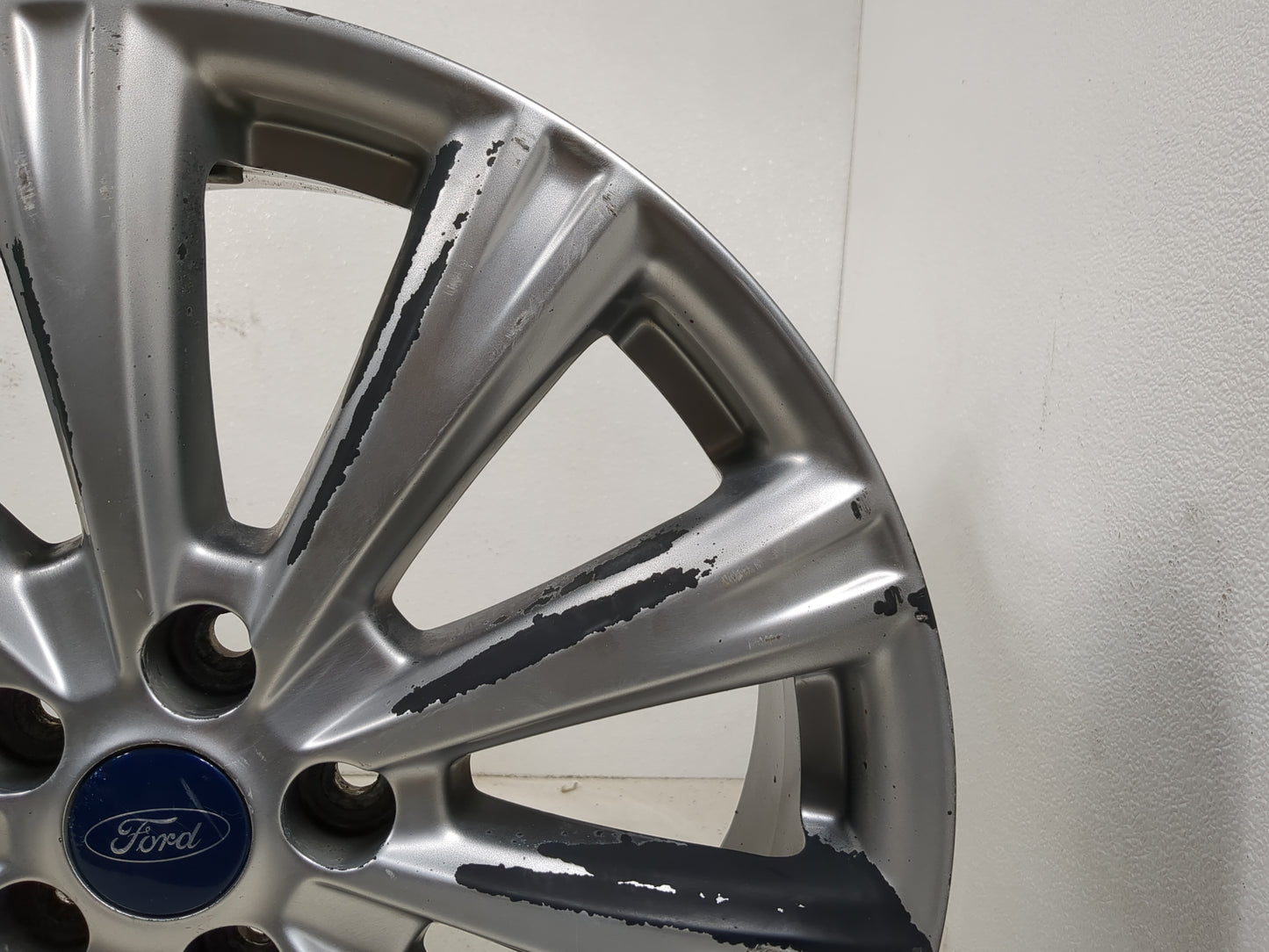2017-2019 Ford Escape Oem Wheel Rim - Oemusedautoparts1.com