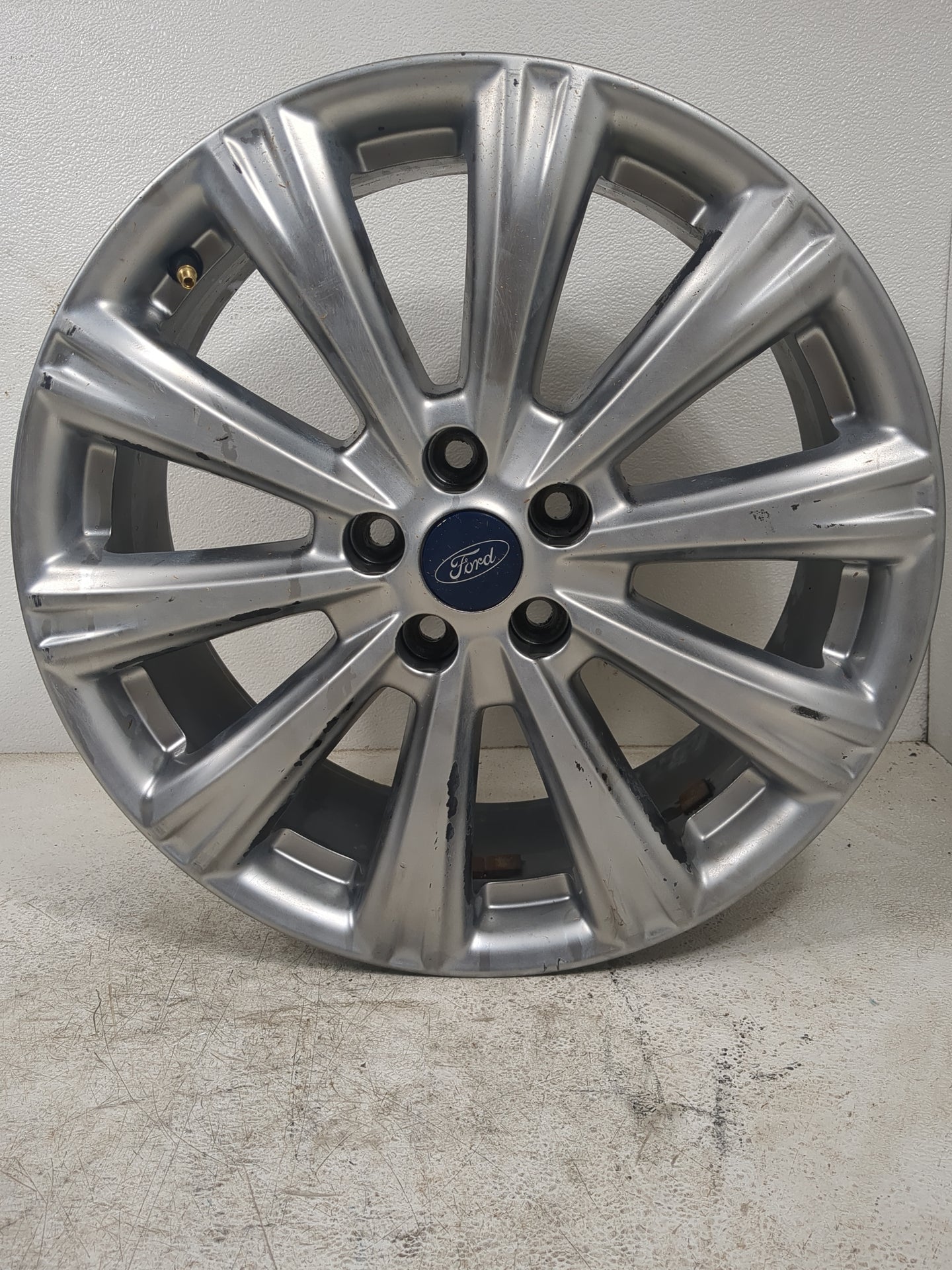2018 Ford Escape Oem Wheel Rim 1401741 - Oemusedautoparts1.com